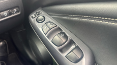 Nissan Juke 1.0 DiG-T 114 N-Connecta 5dr DCT Petrol Hatchback